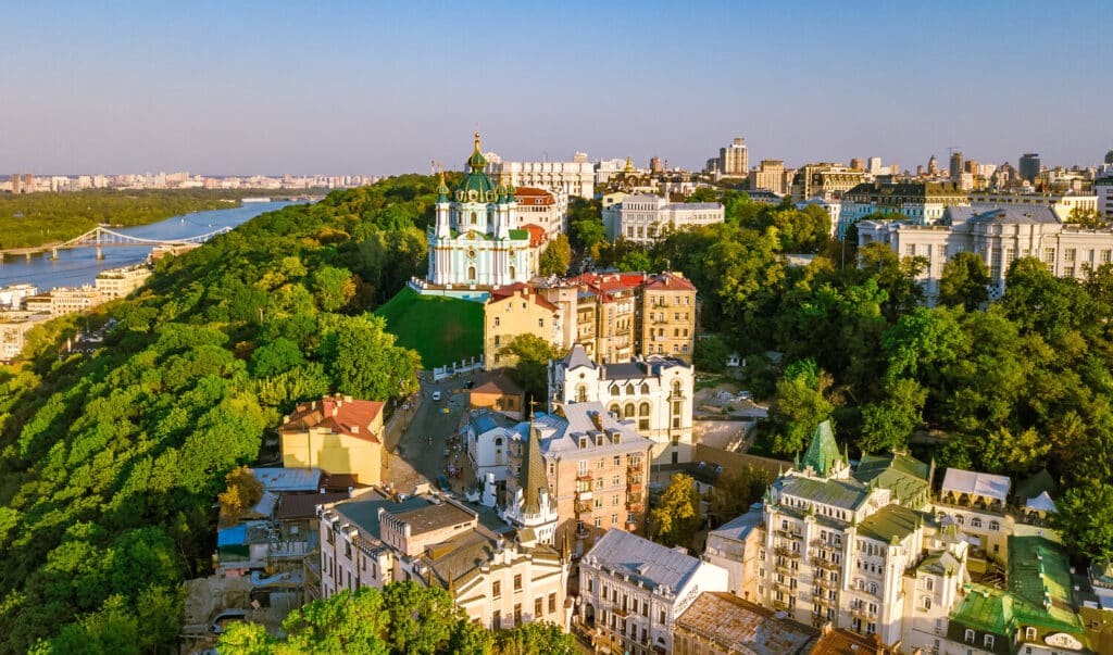 С 23 сентября Киев в “желтой” зоне. Что это означает для киевлян?